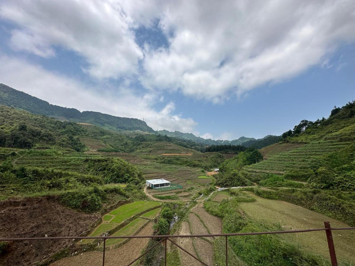 Delapong Guest House - Motorbike Tour ห่าซาง ภายนอก รูปภาพ